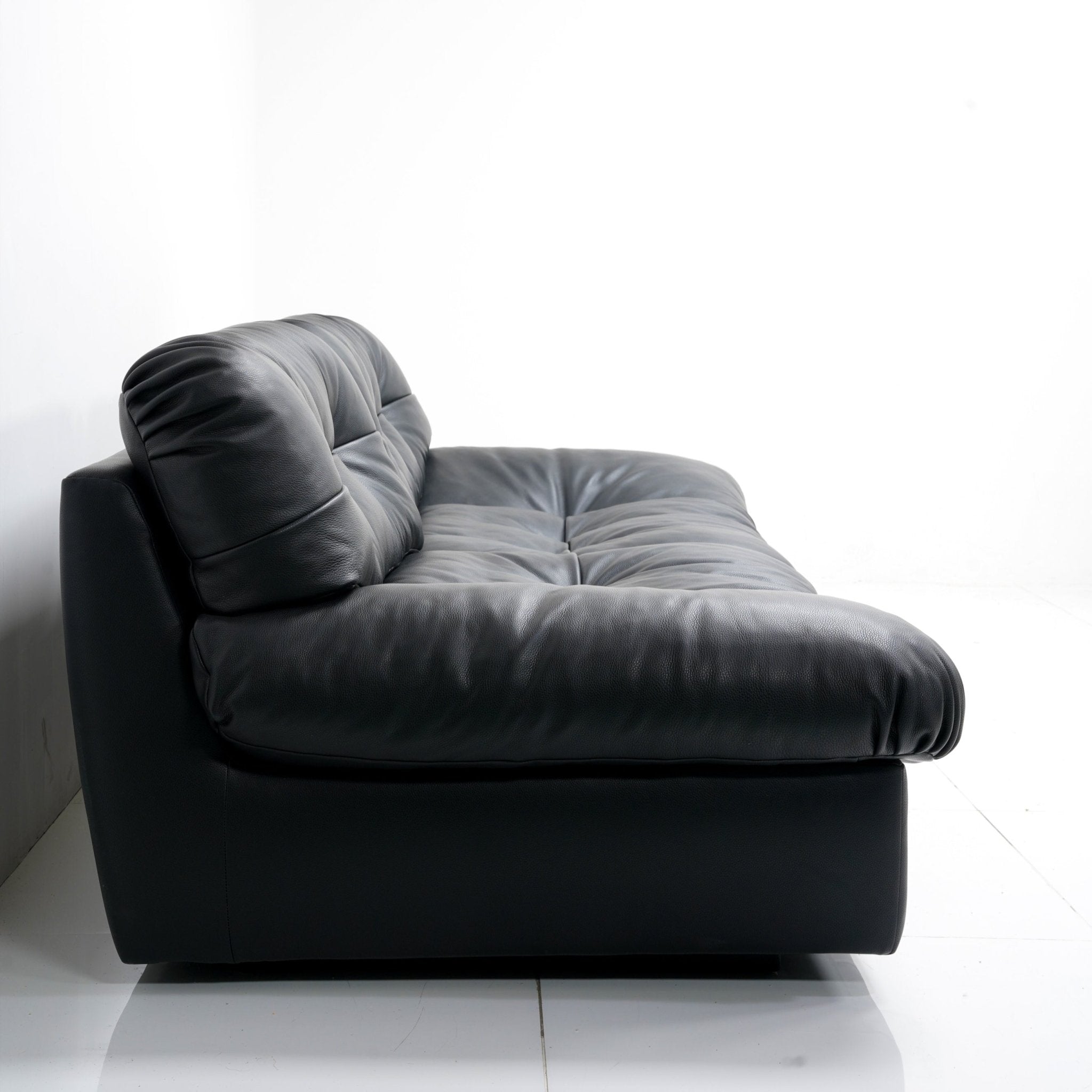 Milano Sofa - Dextra Living
